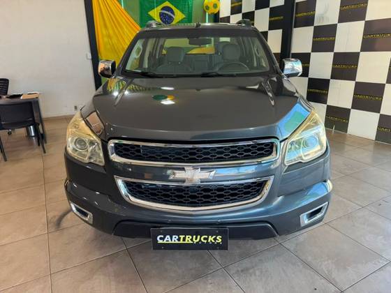 CHEVROLET S10 2.8 LTZ 4X4 CD 16V TURBO DIESEL 4P AUTOMÁTICO CHEVROLET S10 2.8 LTZ 4X4 CD 16V TURBO DIESEL 4P AUTOMÁTICO